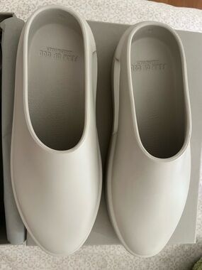 NEW Fear of God Cream Slip-On Loafers Size: 39